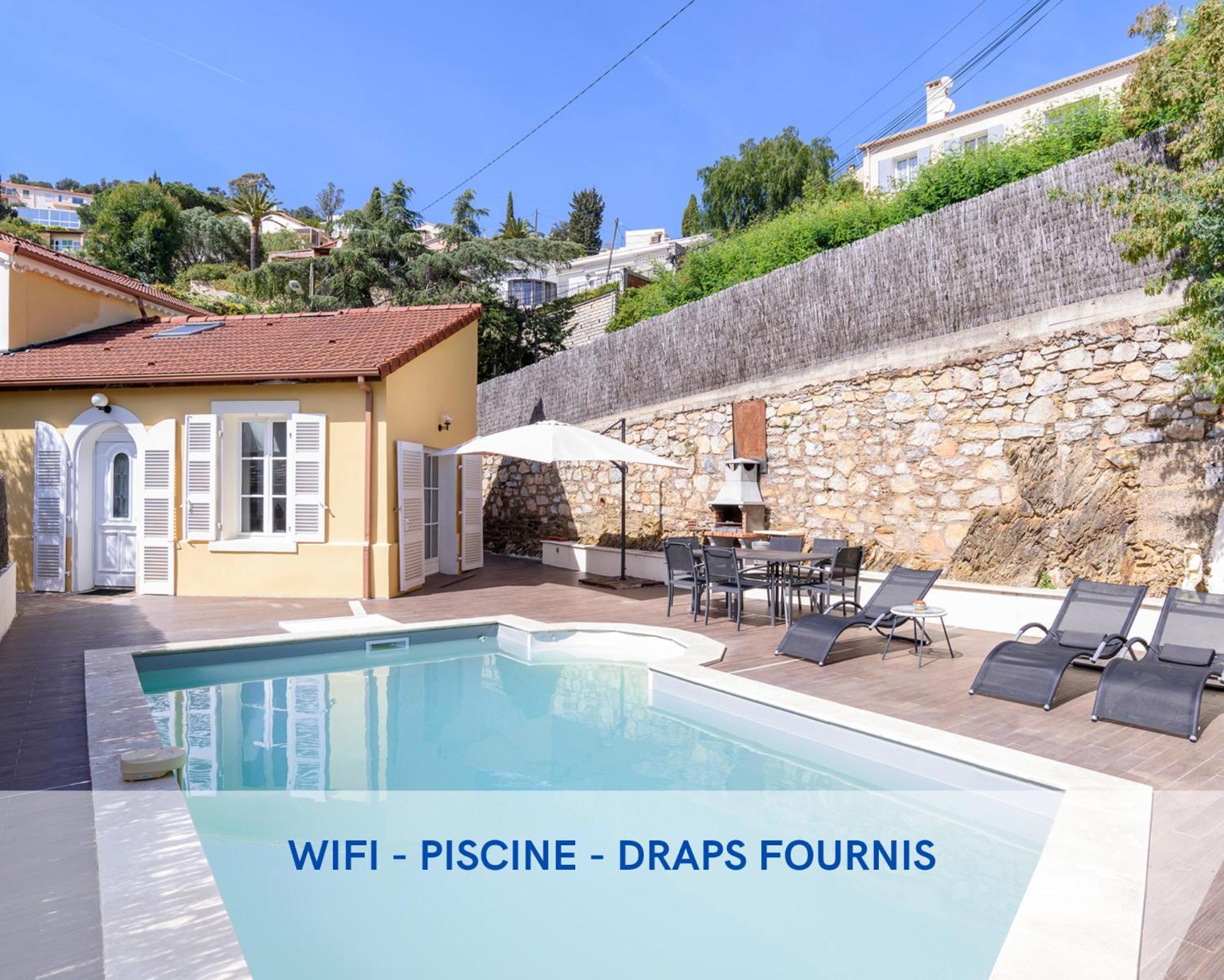 Appartement 6 Personnes En Centre-ville Et Piscine Hyères